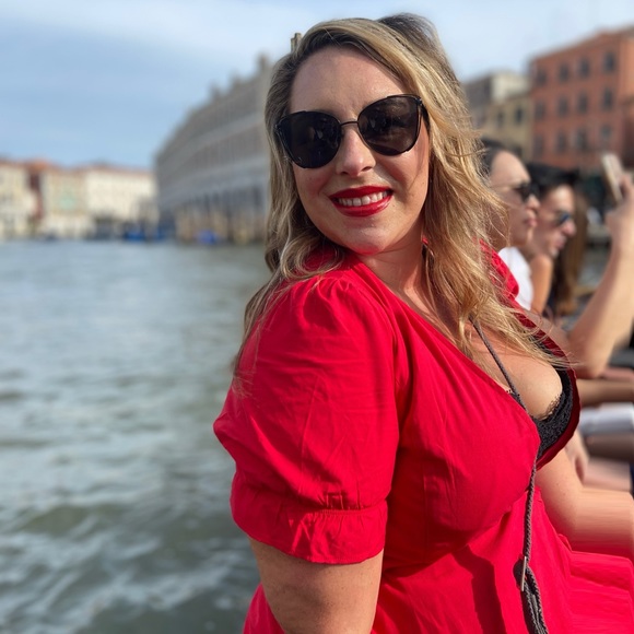 Meet your Posher, Shera - Picture 12 of 15